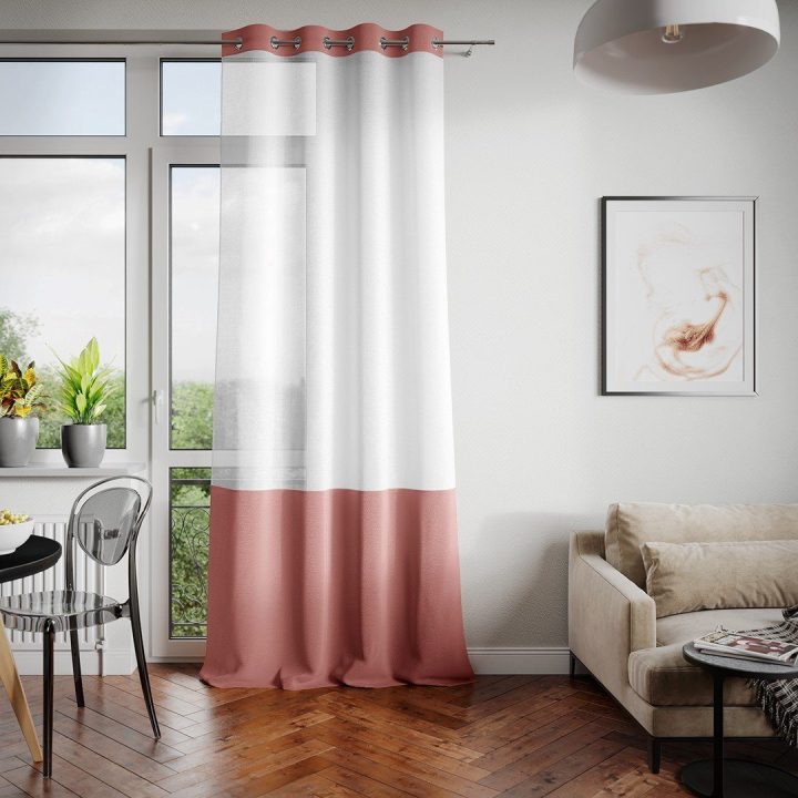 Užuolaida su kilpomis Irvette 140×250 rudos spalvos
