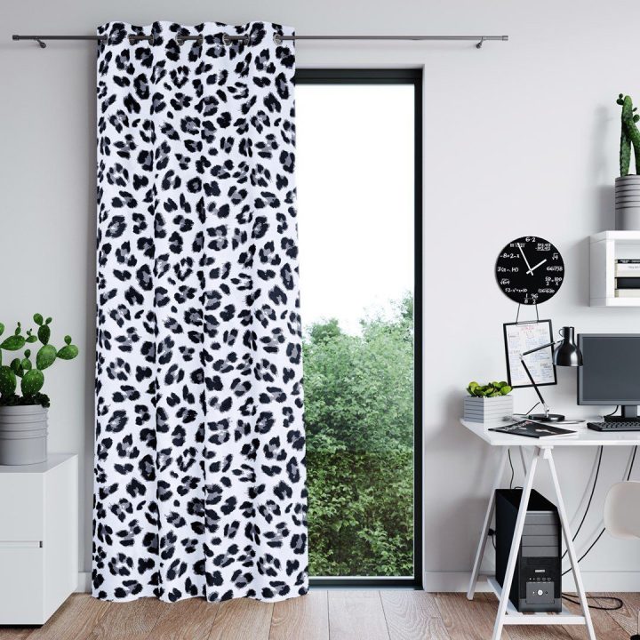 Užuolaidos 140 × 250 cm AH VELVET WILD