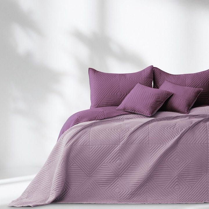 Lovatiesė 200 × 220 cm, violetinės spalvos
