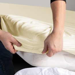 Paklodė su guma 220-240x200+30 CRE