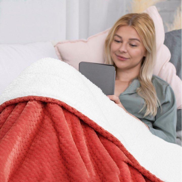 Raudona antklodė SHLEEPY 170×210 cm AmeliaHome