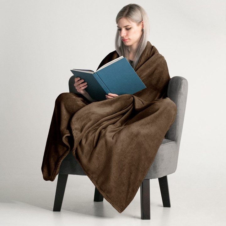 Ruda antklodė 220×240 cm DecoKing (MIC)