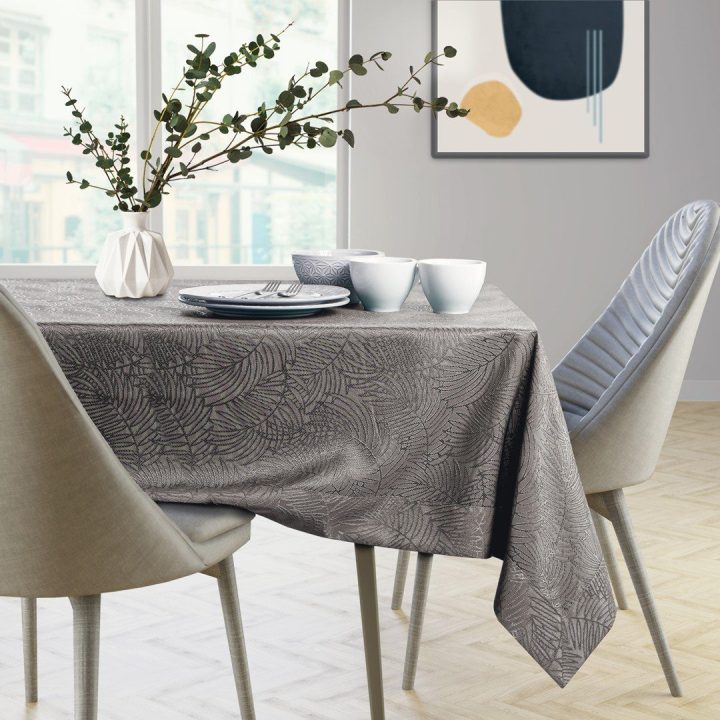 Ruda staltiesė 110×240 cm AmeliaHome GAIA