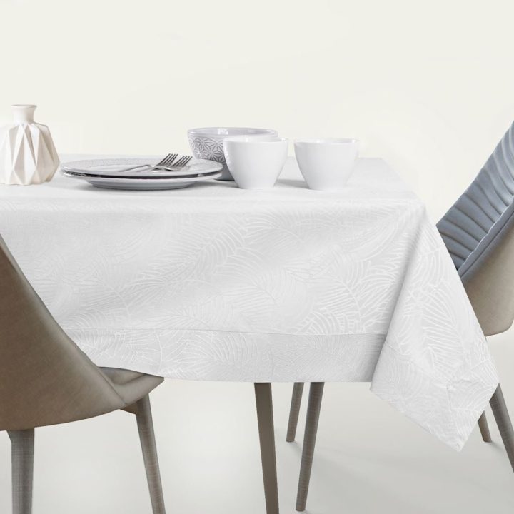 Staltiesė 110×180 cm balta AmeliaHome