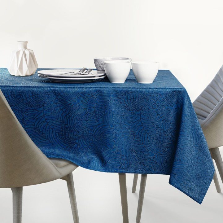 Staltiesė 120×240 cm tamsiai mėlyna GAIA