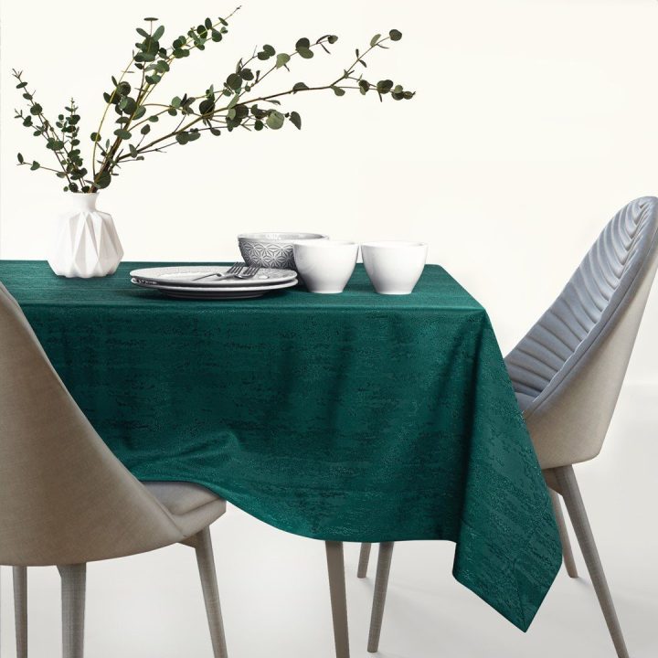 Staltiesė tamsiai žalia 140×450 cm VESTA