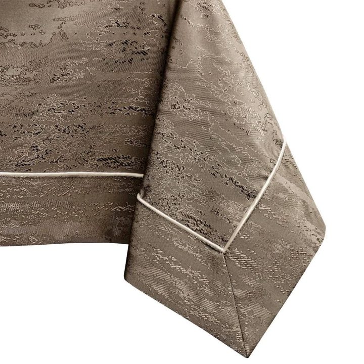 Staltiesė 140×260 cappuccino spalvos Vesta