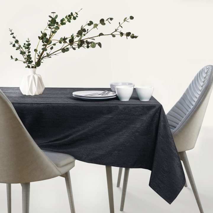 Staltiesė juoda 120×120 cm AH VESTA