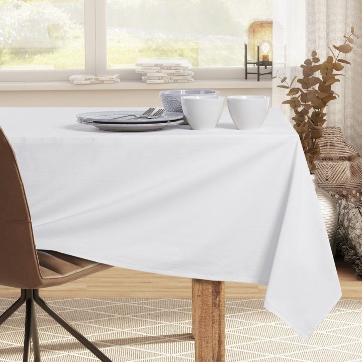 Staltiesė apvali 160 cm balta DK PURE