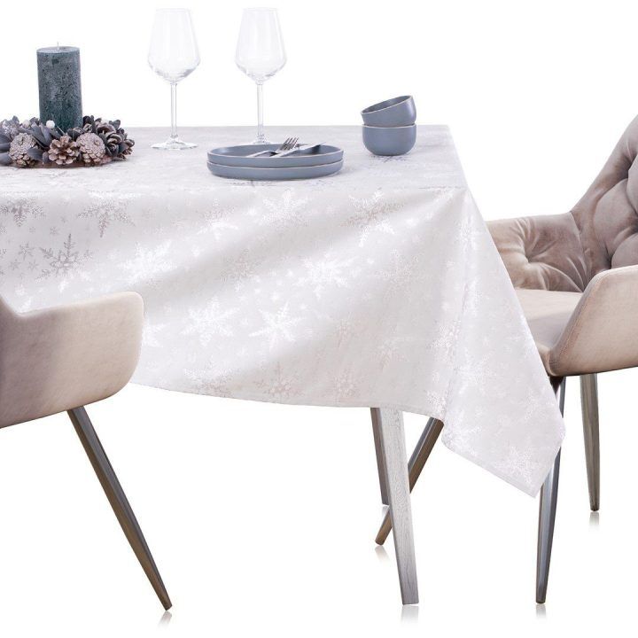 Staltiesė sidabrinė 140×400 AH WHITECHRISTMAS