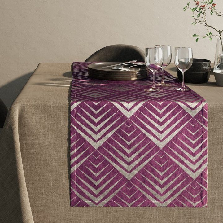Staltiesė 140×250 cm plum spalvos AH OXFORD