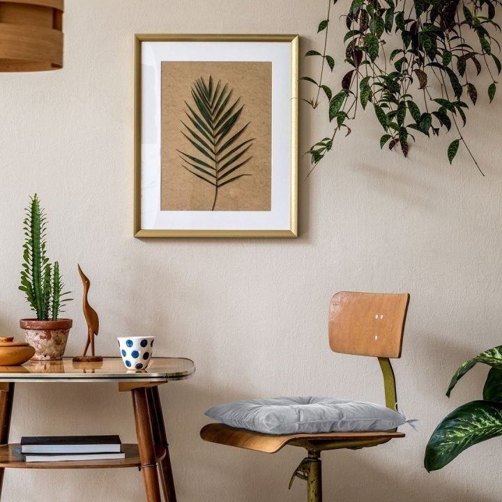 Pagalvėlė kėdei 40×40 sidabrinė Aleksa