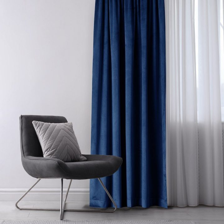Užuolaida aksominė 140×270 cm indigo AH VELVET