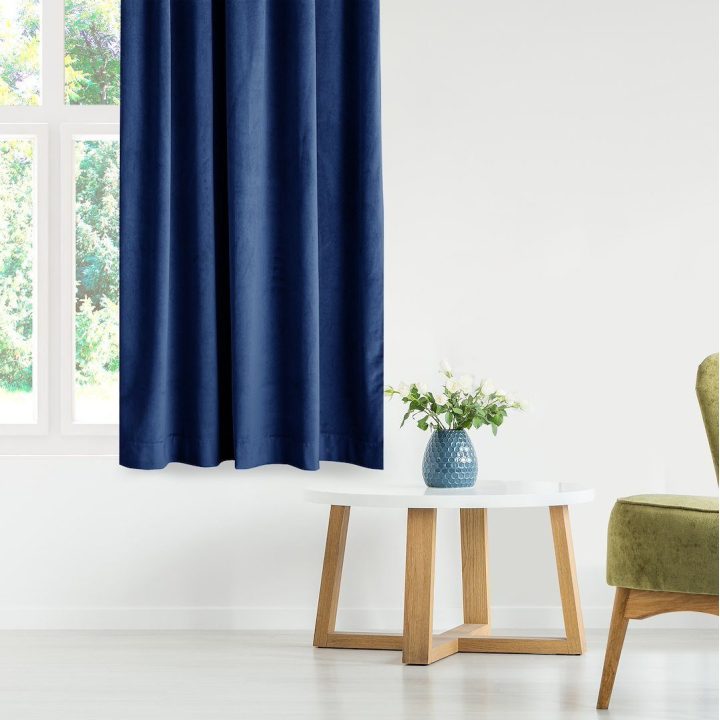 Užuolaida aksominė 140×270 cm indigo AH VELVET