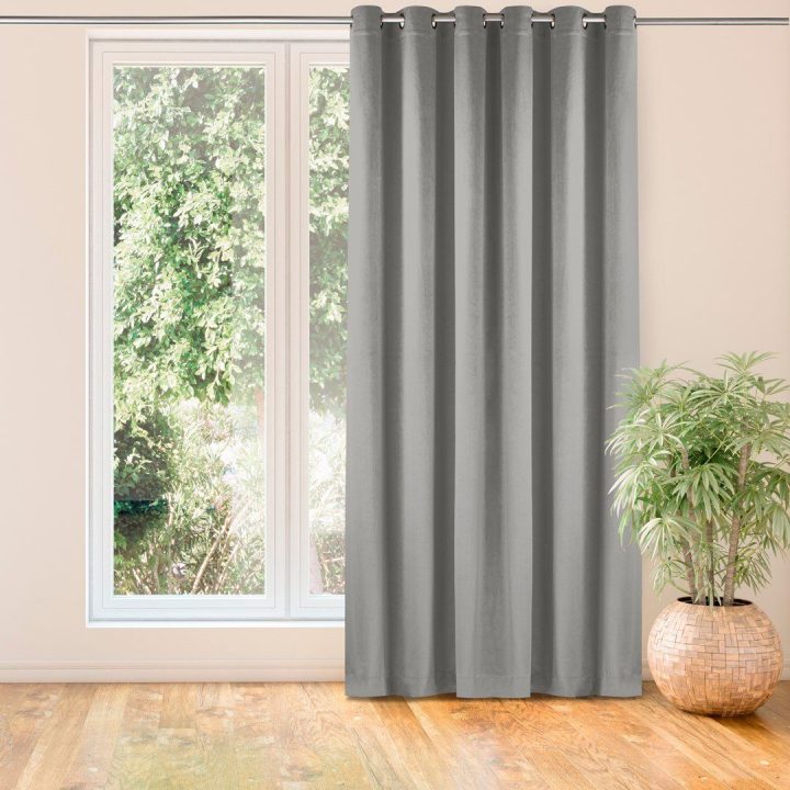 Užuolaidos aksomas pilkos 135×225 VELVET EYELETS
