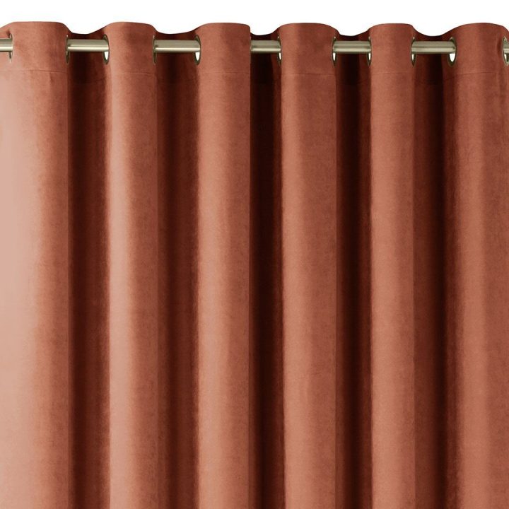 Užuolaidos 140×270 cm koralinės su žiedais Chenille