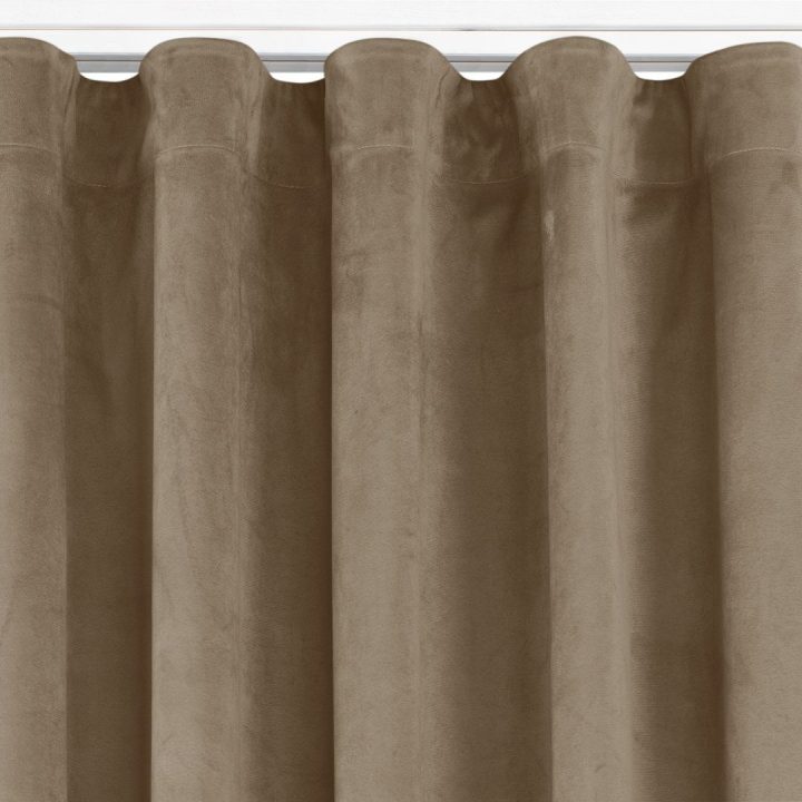 Užuolaidos 530×270 aksominės smėlio spalvos