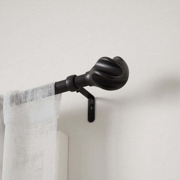 Karnizas HELIX