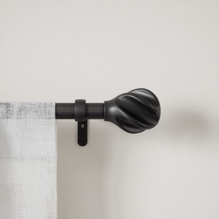 Karnizas HELIX