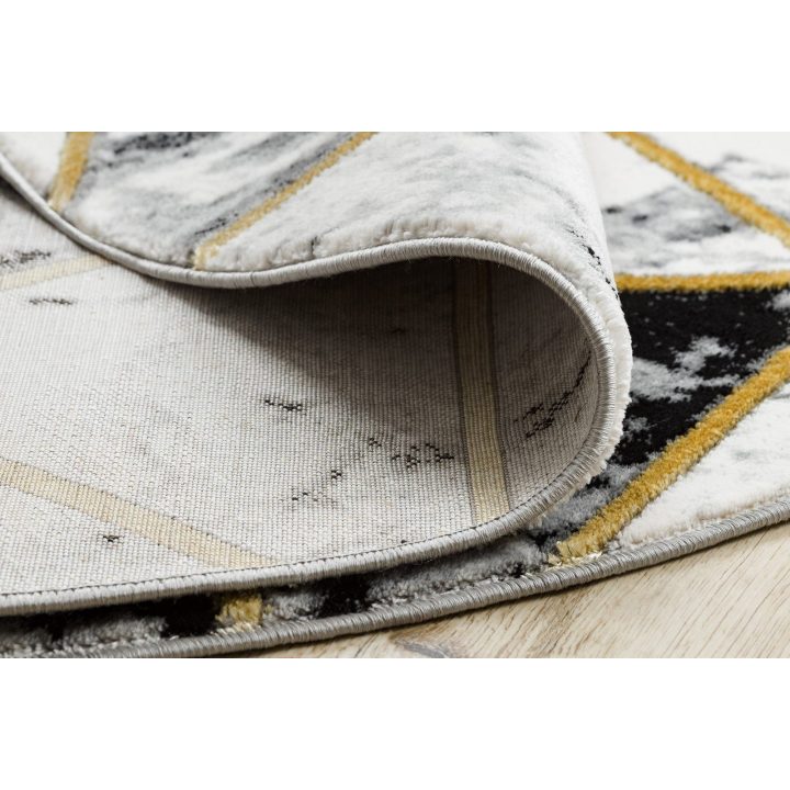 Kilimas MARBLETRIANGLES, juodos ir auksinės spalvos ESTEMA