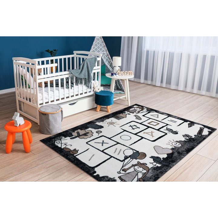 Kilimas 120 × 170 cm, juodos spalvos BEO HOP