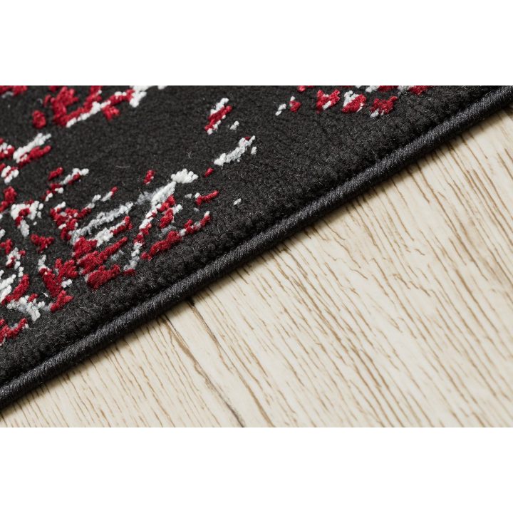 Kilimas su ornamentu antracito ir raudonos spalvos LEAN ORNAMENT