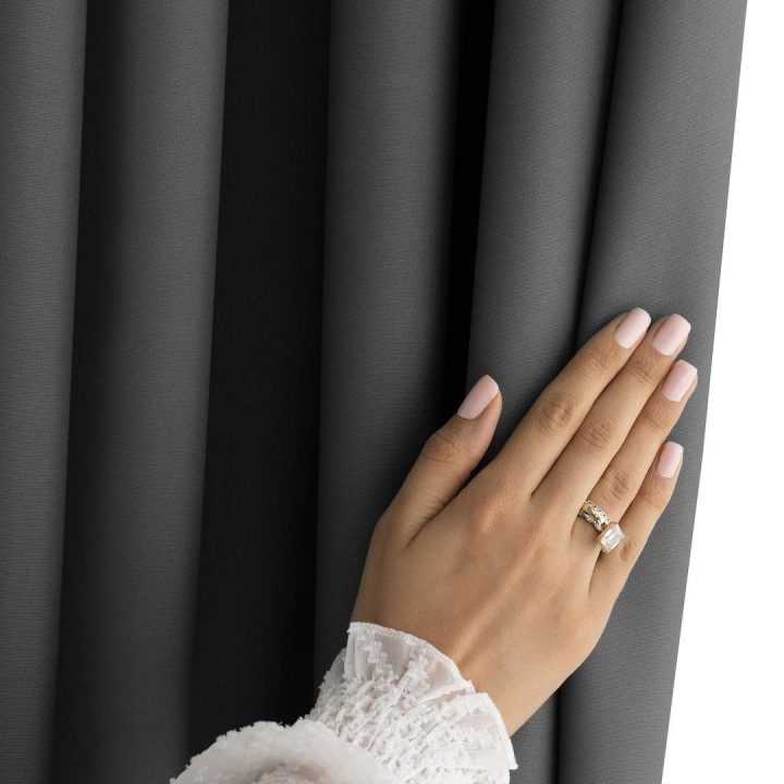 Užuolaida RES OXFORD CARLI EYELETS CHARCOAL 140X270 1PC