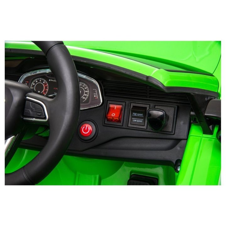 Elektrinis automobilis Audi RS Q8, 12V