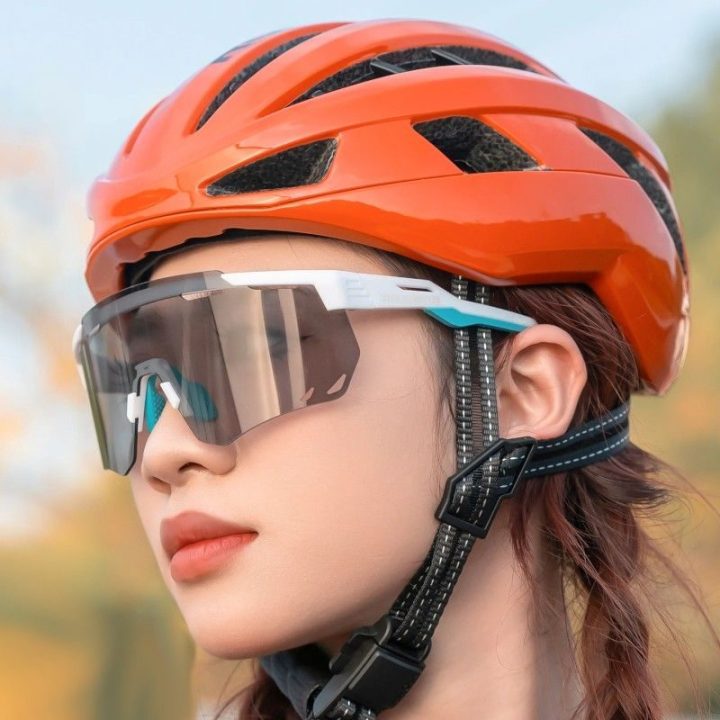 Sportiniai akiniai su fotochrominėmis lęšiais, balti ir mėlyni RockBros