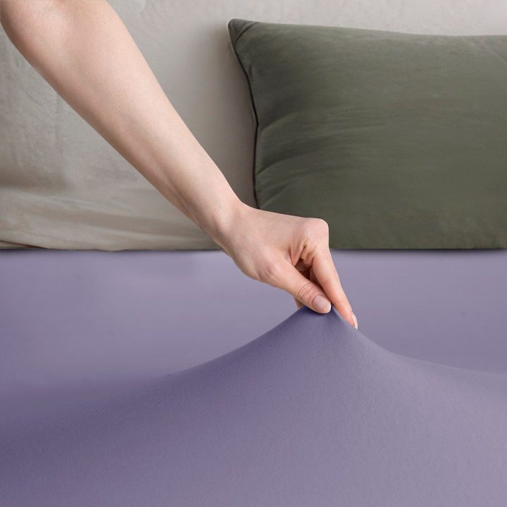 Paklodė su guma 220–240×220+30 levandų violetinė / auksinė