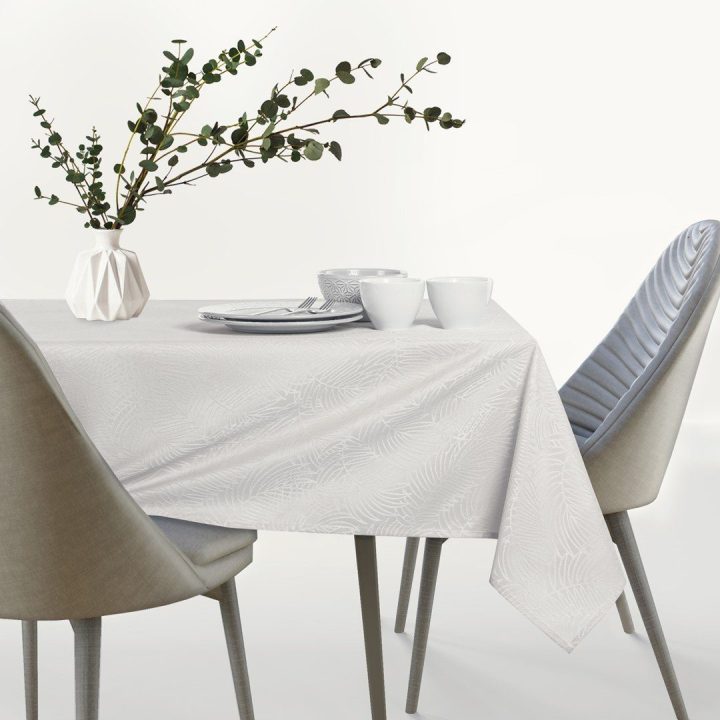 Staltiesė 150×300 cm kreminės spalvos TCLOTH