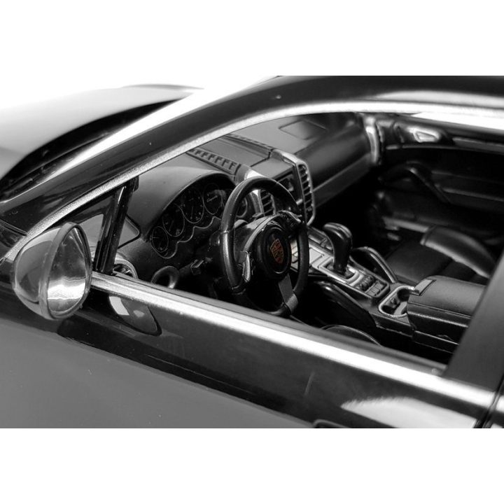 Porsche Cayenne Turbo 1:14 nuotoliniu būdu valdomas modelis, juodas (Rastar)