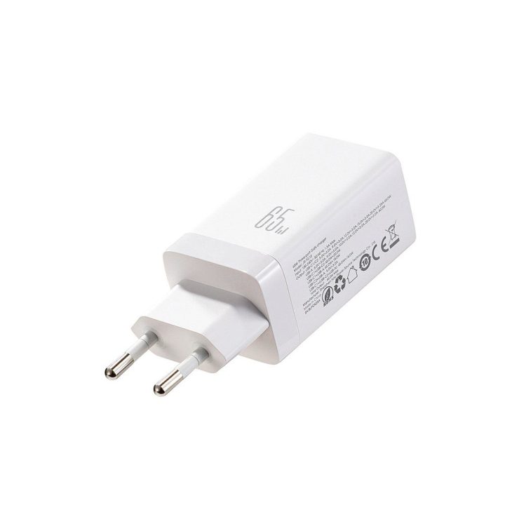 Joyroom JR‑TG10 sieninis įkroviklis 65W (USB‑C x2 + USB‑A) baltas
