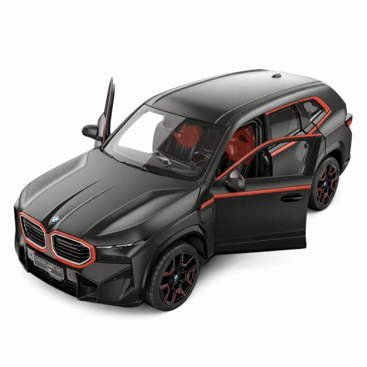 BMW XM nuotolinio valdymo automobilis 1:14 juodas