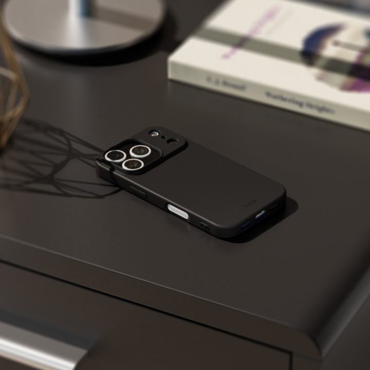 TPU dėklas iPhone 17 Pro Max — SBS Instinct, juodas