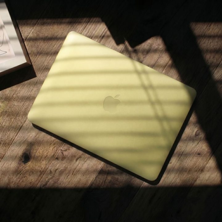 Tech-Protect Softshell dėklas MacBook Neo 13 2026, matinis geltonas