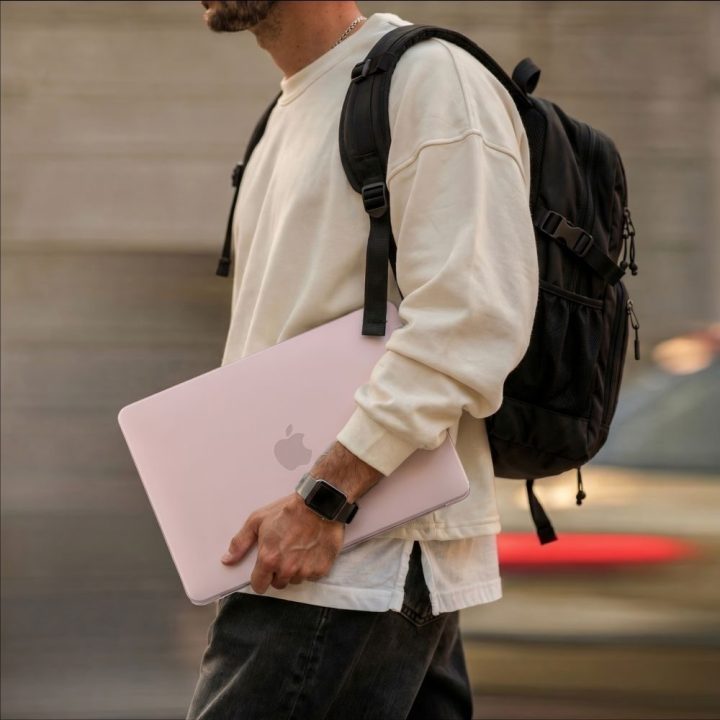 Tech-Protect Softshell dėklas MacBook 13 2026, matinis rausvas