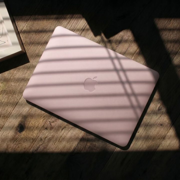Tech-Protect Softshell dėklas MacBook 13 2026, matinis rausvas