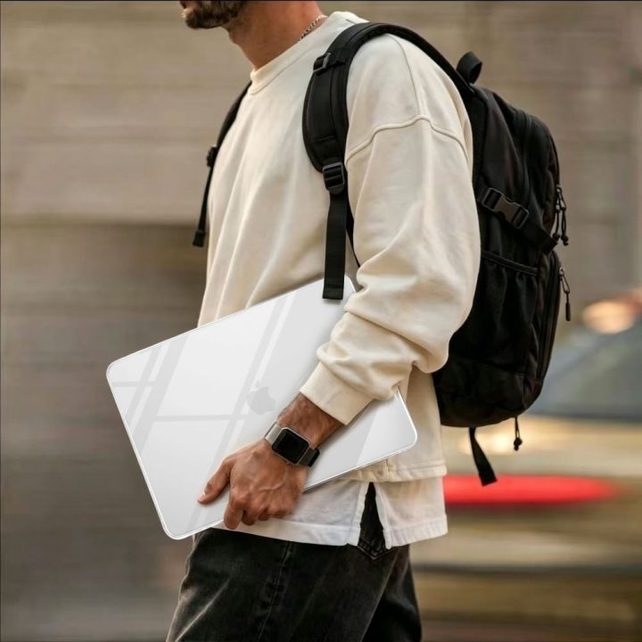 MacBook Pro 14 skaidrus apsauginis dėklas Tech-Protect Softshell