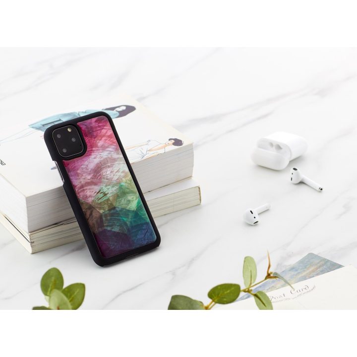 Juodas telefono dėklas iPhone 11 Pro su gėlių raštu