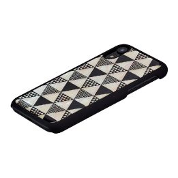 Juodas telefono dėklas iPhone XR su „Pyramid“ raštu