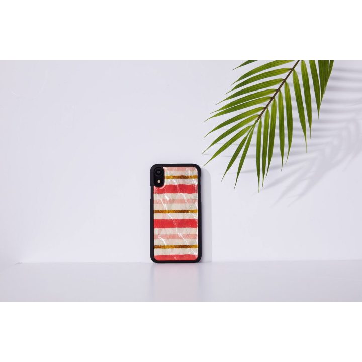 Juodas telefono dėklas iPhone XR