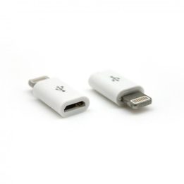 Baltas „Lightning“ į „Micro USB“ adapteris