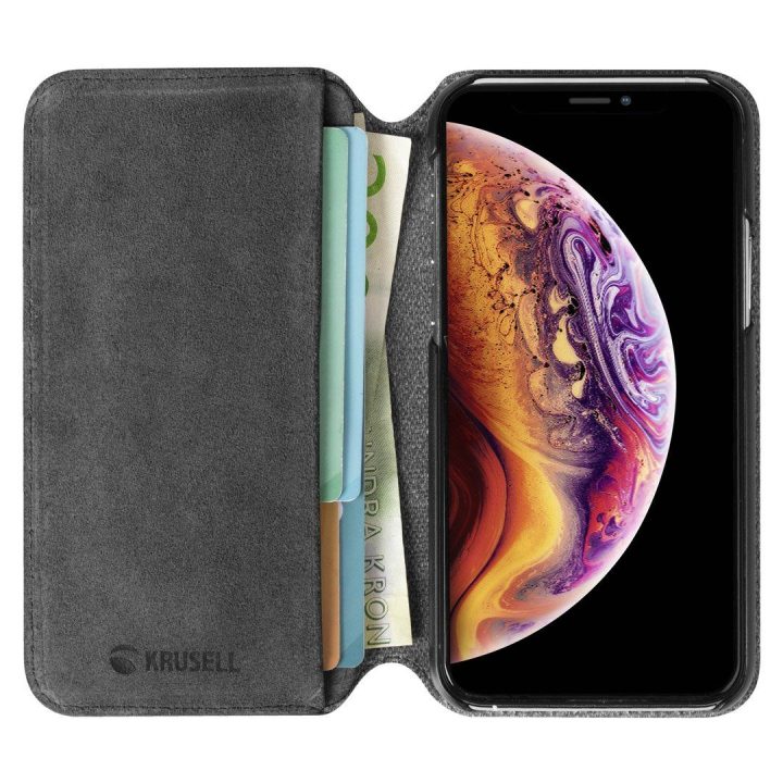 Piniginės tipo telefono dėklas Krusell Broby, skirtas Apple iPhone 11 Pro Max, akmens spalvos