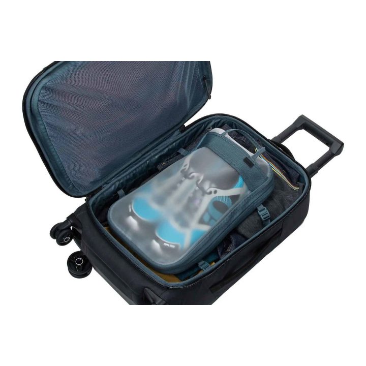 Juodas rankinis lagaminas su ratukais Thule Aion Carry On Spinner