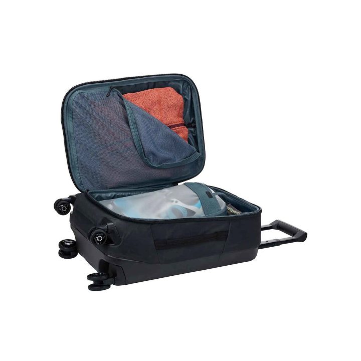 Juodas rankinis lagaminas su ratukais Thule Aion Carry On Spinner