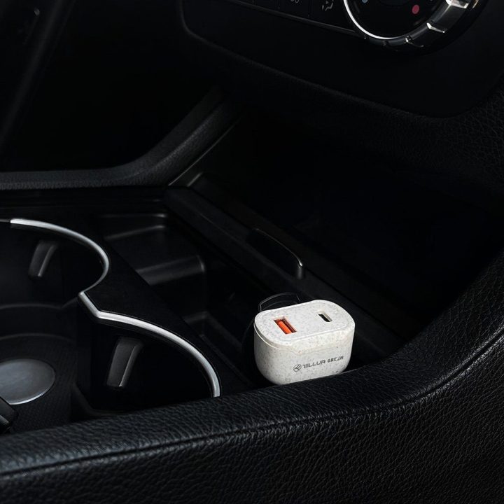Kreminis automobilinis pakrovėjas 36W, 6A su PD ir QC3.0