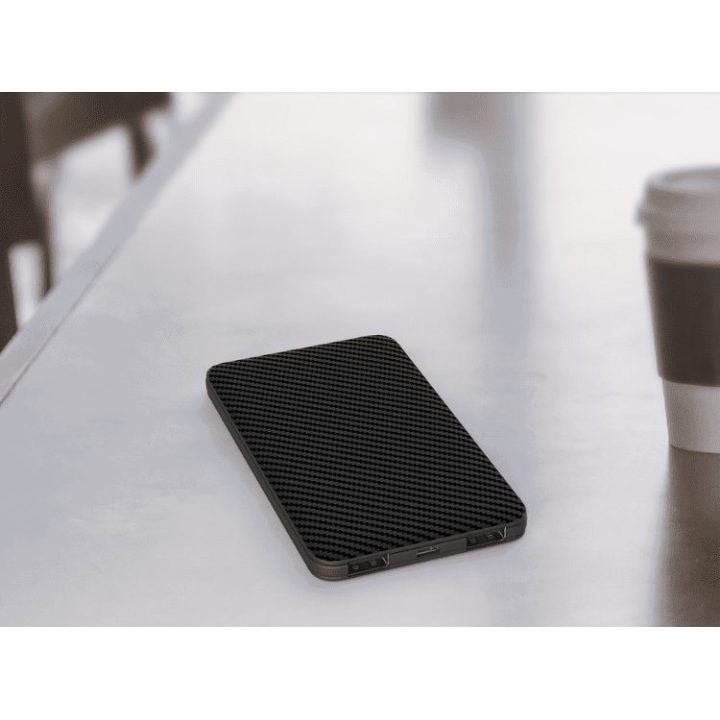 Juodas 5000 mAh išorinis akumuliatorius Eloop E30