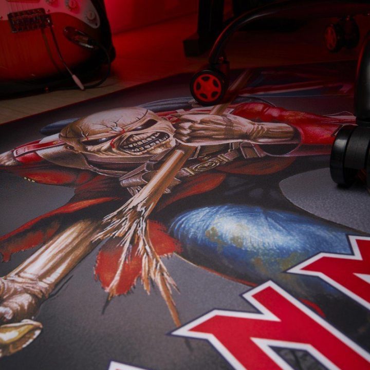 Iron Maiden žaidimų grindų kilimėlis, 100 cm