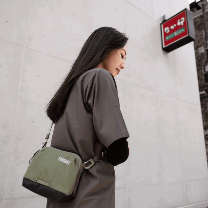 Rankinė per petį Thule Paramount Crossbody 2 l, švelniai žalia